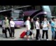 Video: Waiting for the bus under high heat